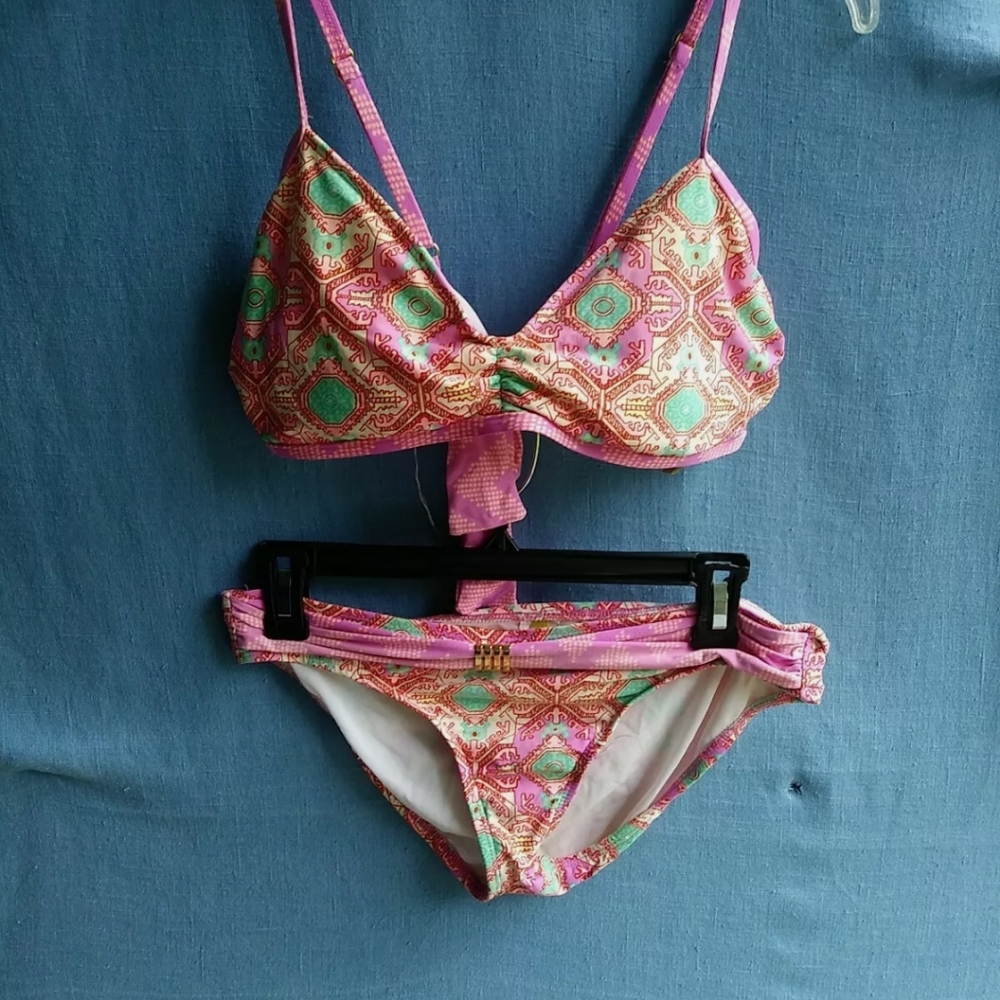 Gianni Bini 2 Piece Bikini Pink Tribal Pattern Swimsuit